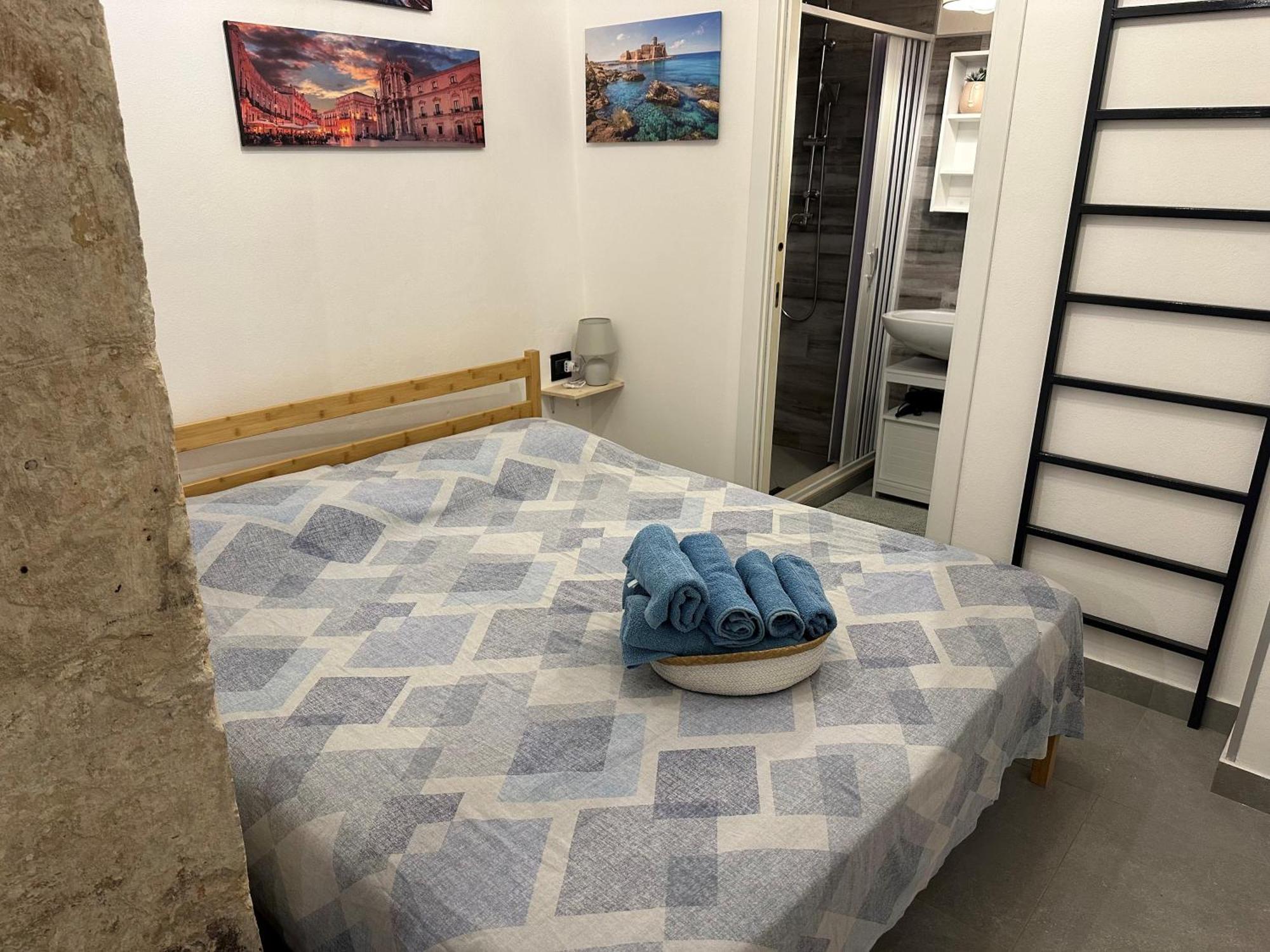Nesea Home Szirakúza Kültér fotó